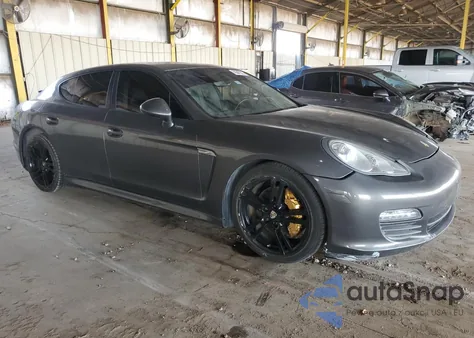 2013 Porsche Panamera 2 z USA, uszkodzony, nr VIN WP0AA2A71DL010212